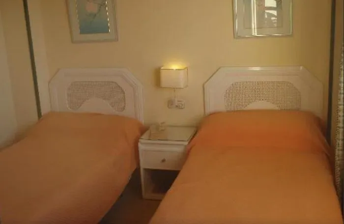 Mediterraneo Apts *