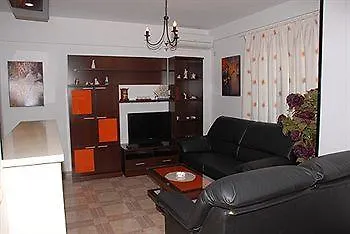 Mediterraneo Apts מלון נרחה