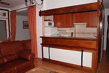 Mediterraneo Apts מלון נרחה